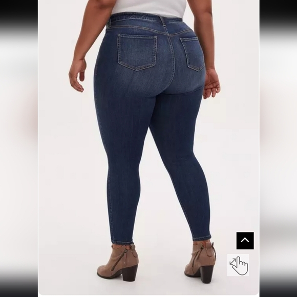 🍂🍁Torrid 16r Sky High Skinny Premium Stretch High-Rise Jean - Picture 2 of 6